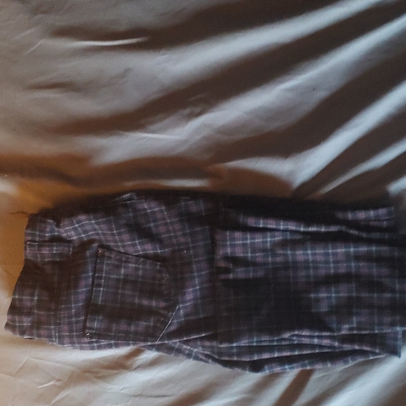 Pants - Picture 3 of 4